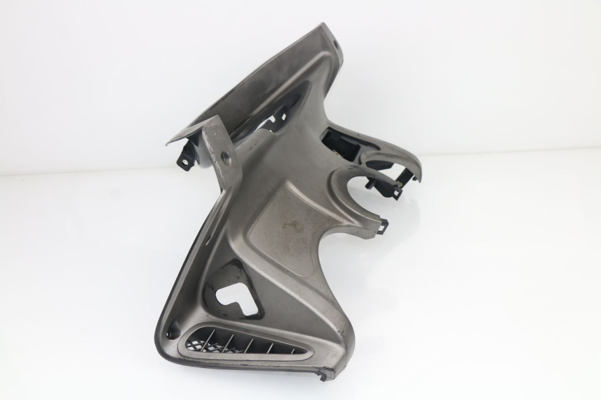 photo de TABLIER INTERIEUR SUPERIEUR KYMCO GRAND DINK 125 (2002 - 2007)