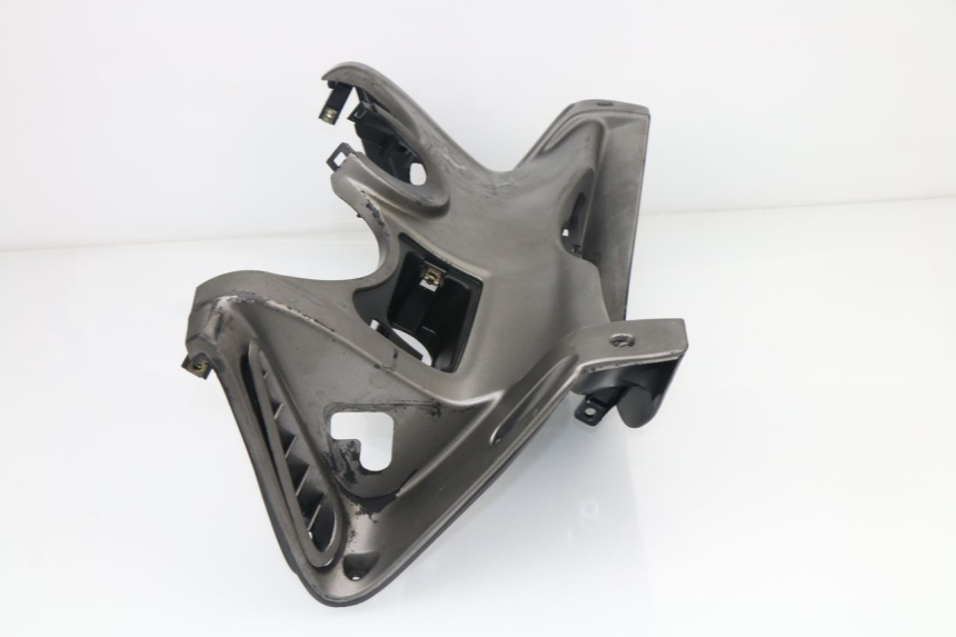 photo de TABLIER INTERIEUR SUPERIEUR KYMCO GRAND DINK 125 (2002 - 2007)