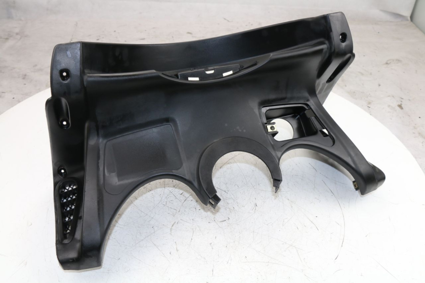 photo de TABLIER INTERIEUR SUPERIEUR KYMCO GRAND DINK 125 (2008 - 2014)