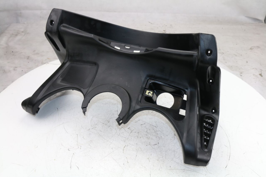 photo de TABLIER INTERIEUR SUPERIEUR KYMCO GRAND DINK 125 (2008 - 2014)