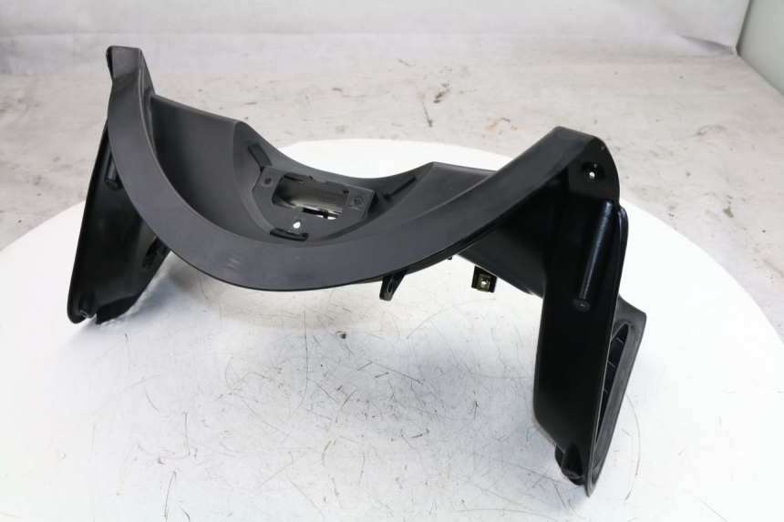 photo de TABLIER INTERIEUR SUPERIEUR KYMCO GRAND DINK 125 (2008 - 2014)