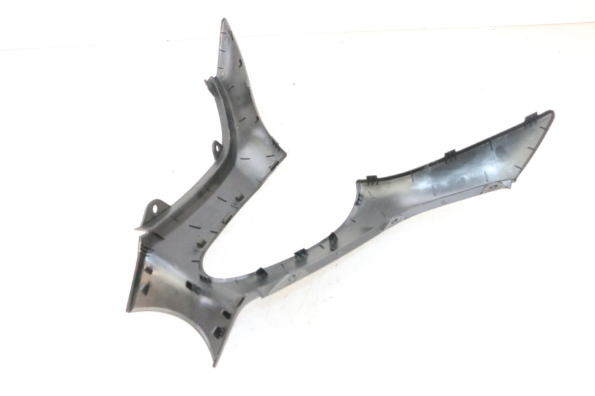 photo de TABLIER INTERIEUR SUPERIEUR YAMAHA XMAX X-MAX 125 (2021 - 2025)