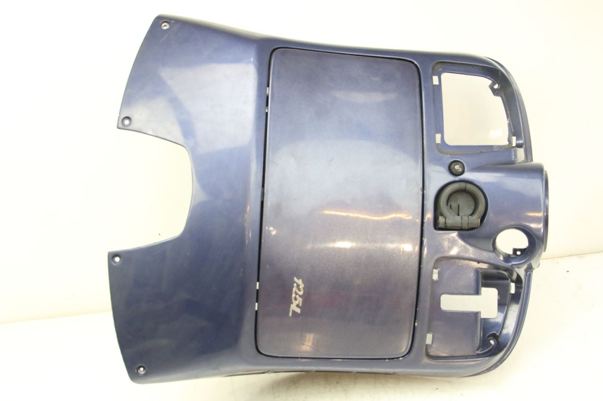 photo de TABLIER INTERIEUR PIAGGIO VESPA GRANTURISMO 125 (2003 - 2007)