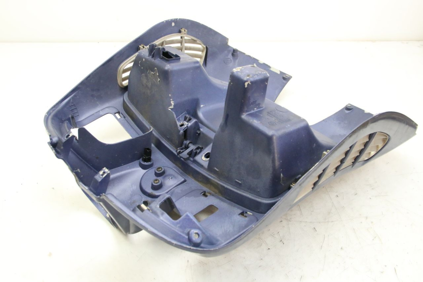 photo de TABLIER INTERIEUR PIAGGIO VESPA GRANTURISMO 125 (2003 - 2007)