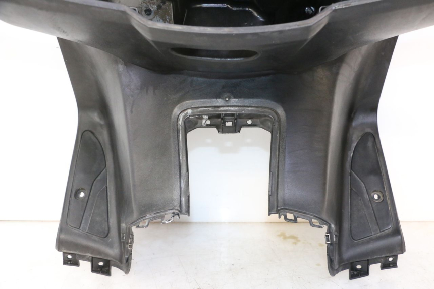 photo de TABLIER INTERIEUR YAMAHA X-MAX XMAX 125 (2010 - 2014)