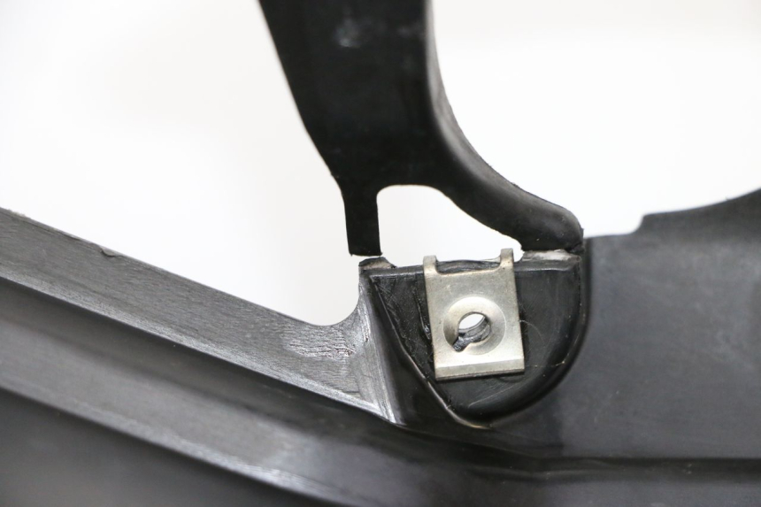 photo de TABLIER INTERIEUR YAMAHA X-MAX XMAX 125 (2010 - 2014)