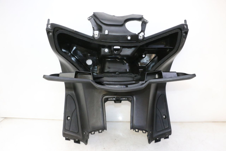 photo de TABLIER INTERIEUR YAMAHA X-MAX XMAX 125 (2010 - 2014)