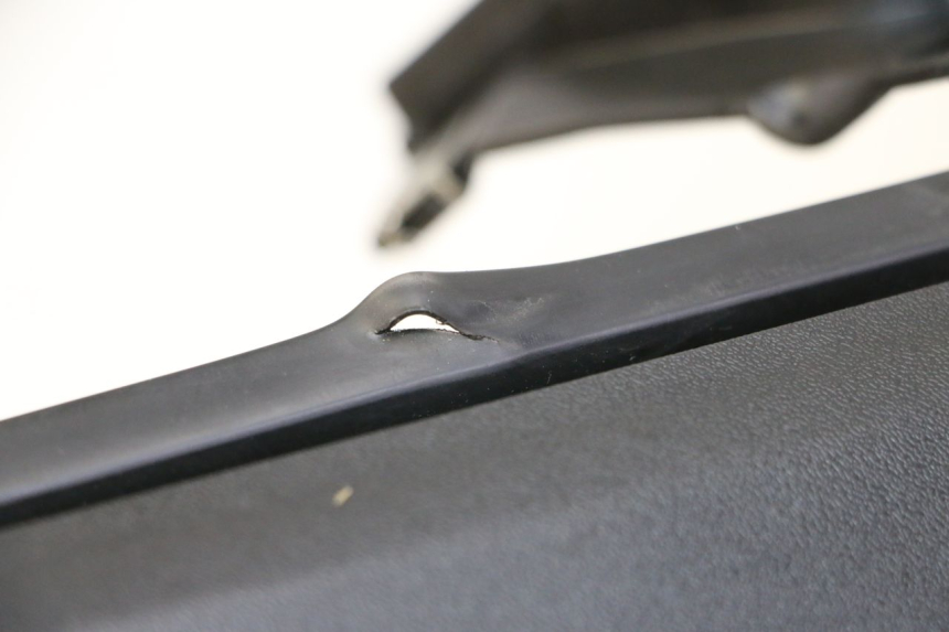 photo de TABLIER INTERIEUR YAMAHA X-MAX XMAX 125 (2010 - 2014)