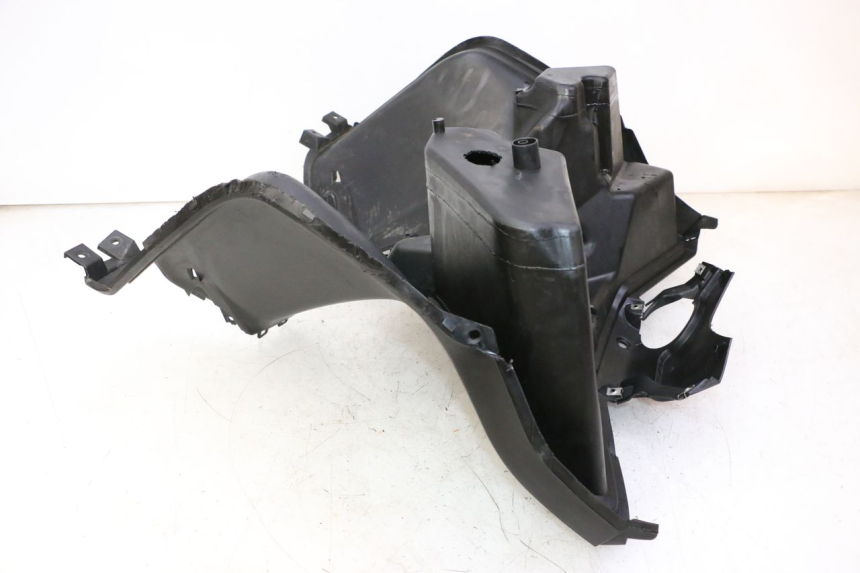 photo de TABLIER INTERIEUR YAMAHA X-MAX XMAX 125 (2010 - 2014)