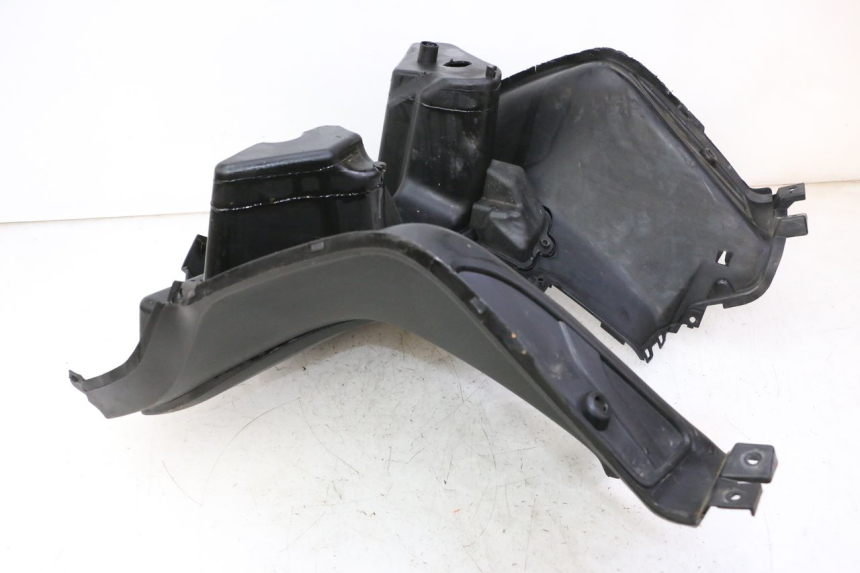 photo de TABLIER INTERIEUR YAMAHA X-MAX XMAX 125 (2010 - 2014)