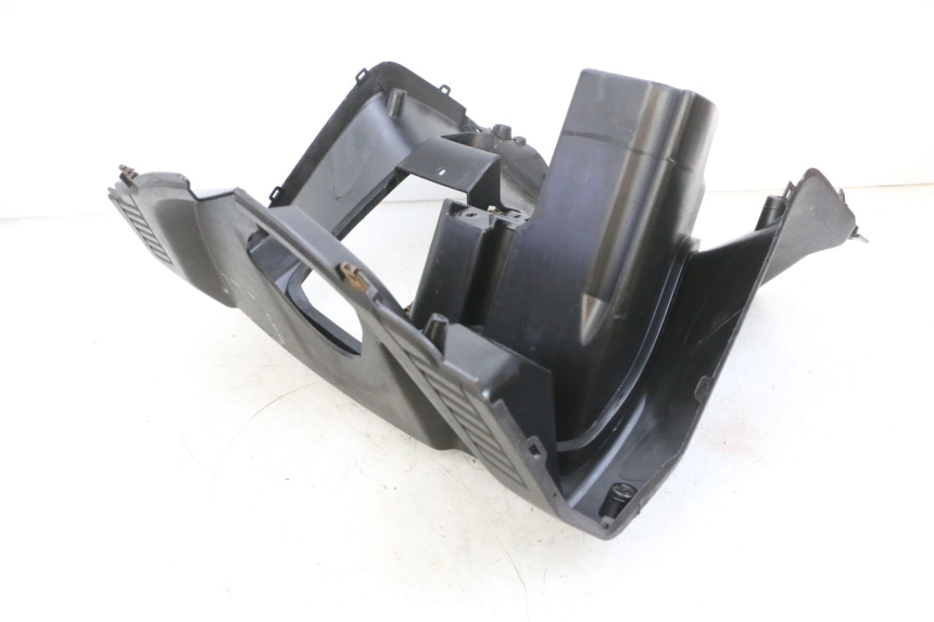 photo de TABLIER INTERIEUR YAMAHA XMAX X-MAX 125 (2006 - 2009) - Détail de la pièce