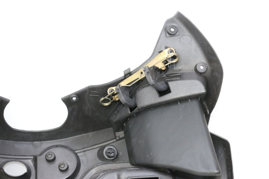 photo de TABLIER INTERIEUR PIAGGIO X9 EVOLUTION 125 (2003 - 2007)