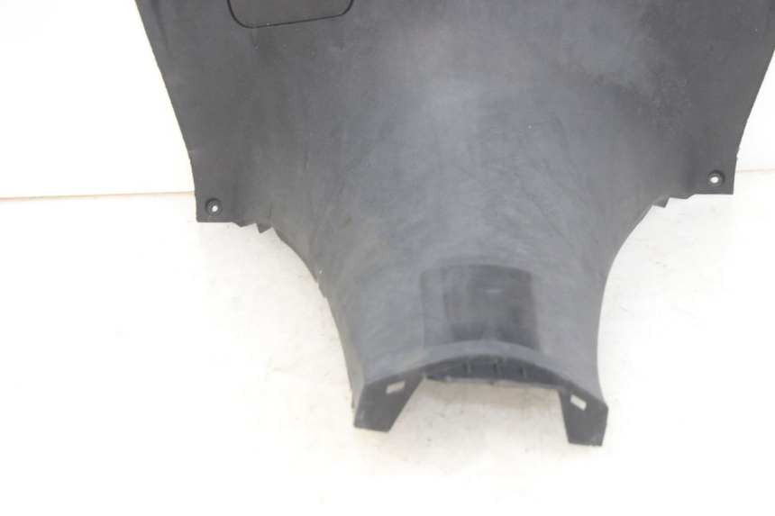 photo de TABLIER INTERIEUR YAMAHA YP MAJESTY 125 (1998 - 2001)