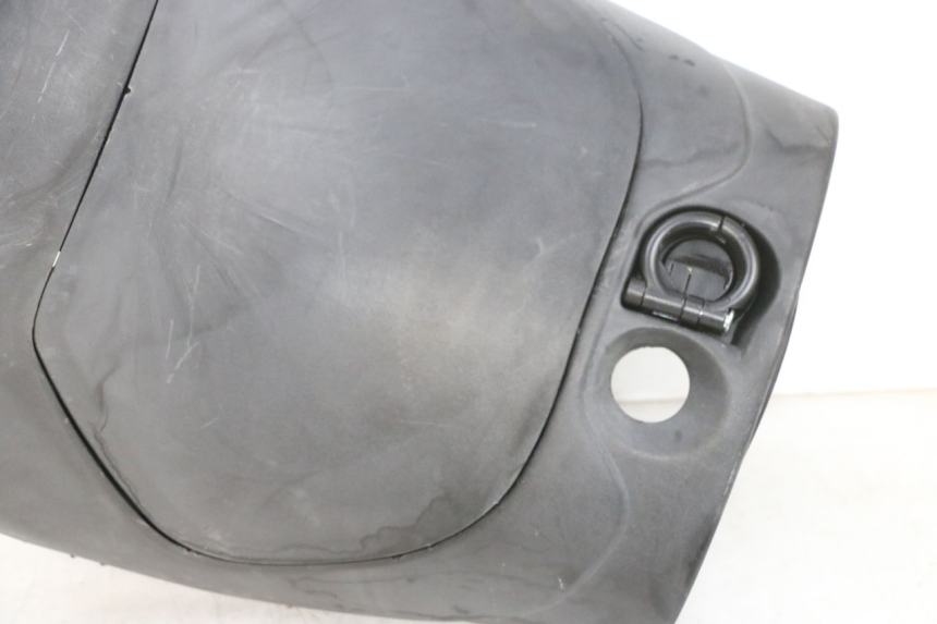 photo de TABLIER INTERIEUR PIAGGIO ZIP 4T 50 (2018 - 2020) - Focus structure
