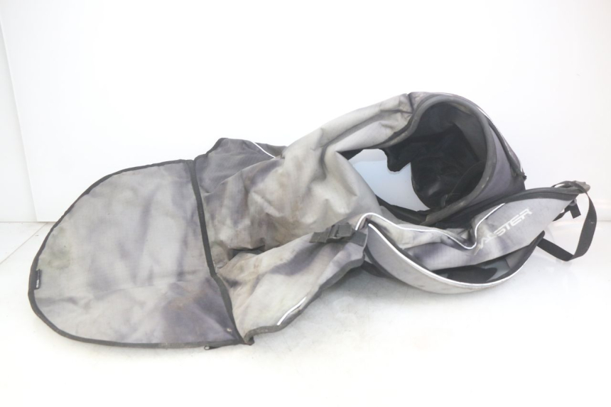 photo de TABLIER PROTECTION SUZUKI BURGMAN 650 (2002 - 2004)