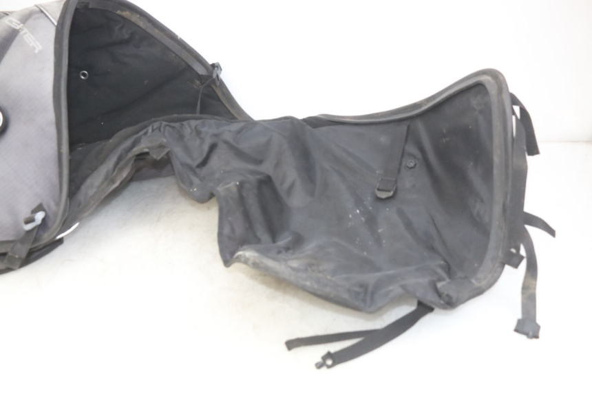 photo de TABLIER PROTECTION SUZUKI BURGMAN 650 (2002 - 2004)