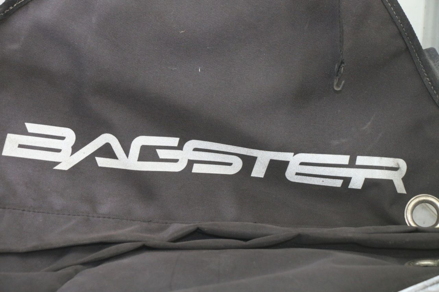 photo de TABLIER PROTECTION SUZUKI BURGMAN 125 (2018 - 2021)