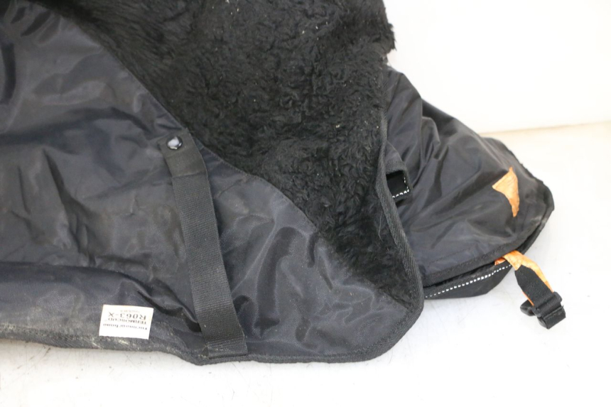 photo de TABLIER PROTECTION SUZUKI BURGMAN 125 (2007 - 2014)