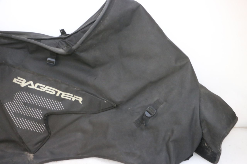 photo de TABLIER PROTECTION SUZUKI BURGMAN 650 (2013 - 2020)