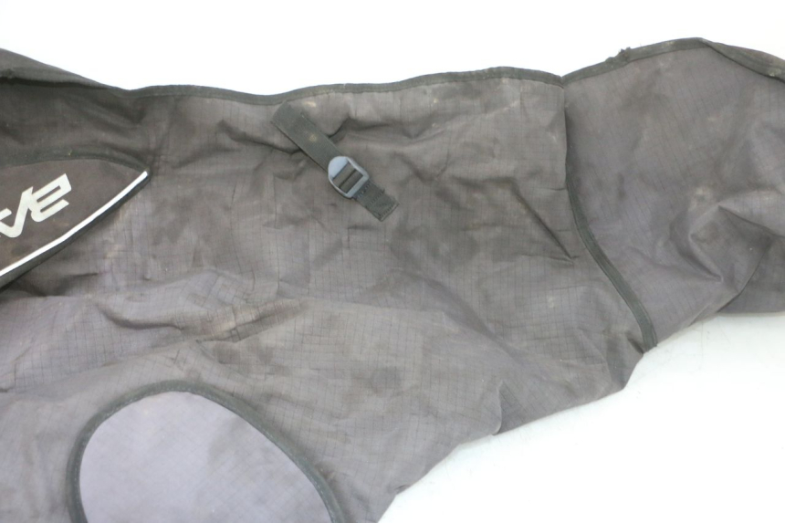 photo de TABLIER PROTECTION PIAGGIO XEVO - X EVO 125 (2007 - 2016) - Inspection visuelle