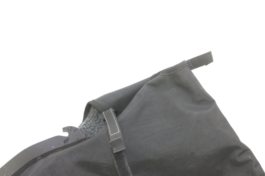 photo de TABLIER PROTECTION PIAGGIO ZIP 4T 50 (2018 - 2020) - Vue rapprochée