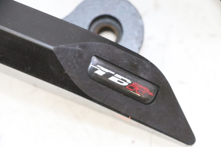 photo de TAMPON MOTEUR SUZUKI GSR 750 (2011 - 2017)