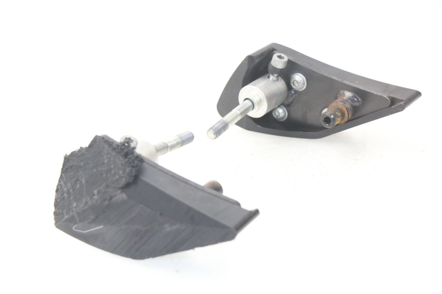 photo de TAMPON MOTEUR SUZUKI GSX-R GSXR K16 1000 (2012 - 2016)