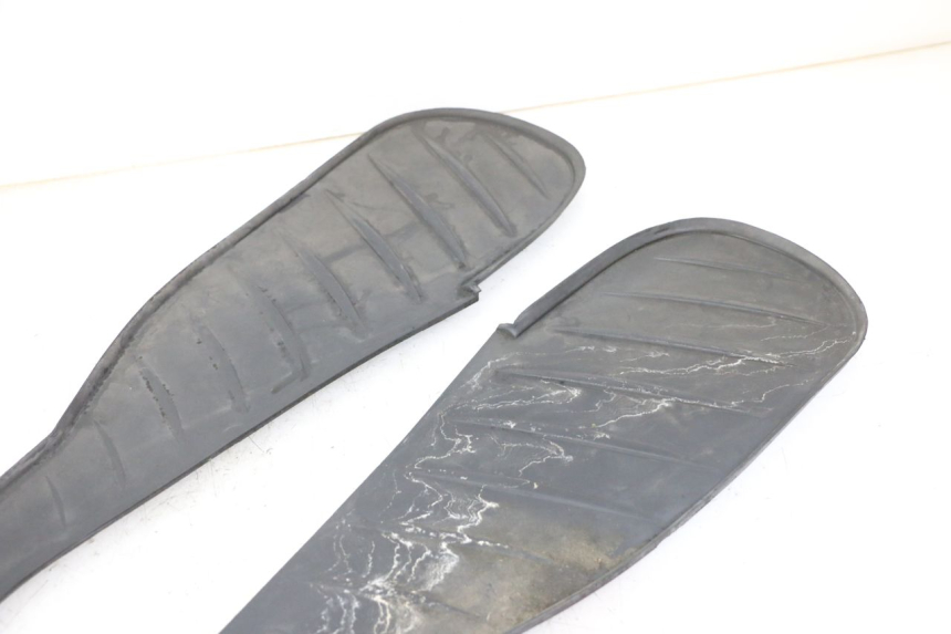 photo de TAPIS MARCHE PIED BMW C1 125 (2000 - 2003)