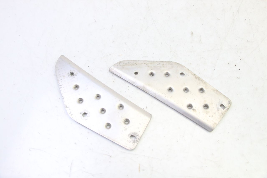 photo de TAPIS MARCHE PIED YAMAHA BW'S 100 (1999 - 2002)