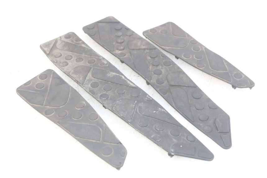 photo de TAPIS MARCHE PIED KYMCO DINK STREET 125 (2009 - 2014)