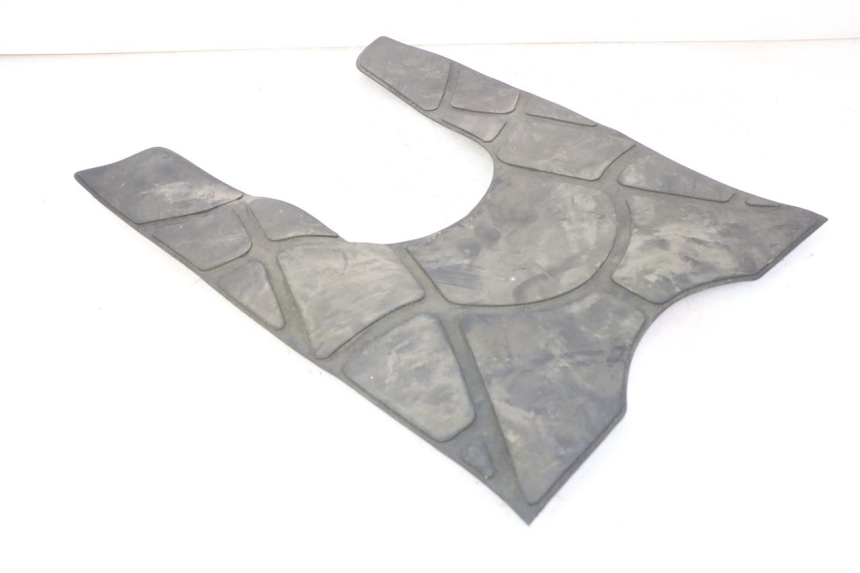 photo de TAPIS MARCHE PIED KYMCO GRAND DINK 125 (2008 - 2014)