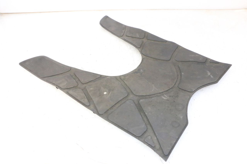 photo de TAPIS MARCHE PIED KYMCO GRAND DINK 125 (2002 - 2007)