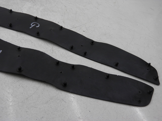 photo de TAPIS MARCHE PIED JM MOTOR S-MAX 125 (2010 - 2014) - Zoom état d’usage