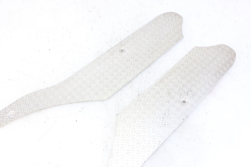 photo de TAPIS MARCHE PIED PIAGGIO NRG POWER PUREJET 50 (2018 - 2021)