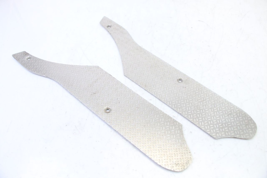 photo de TAPIS MARCHE PIED PIAGGIO NRG POWER PUREJET 50 (2018 - 2021)