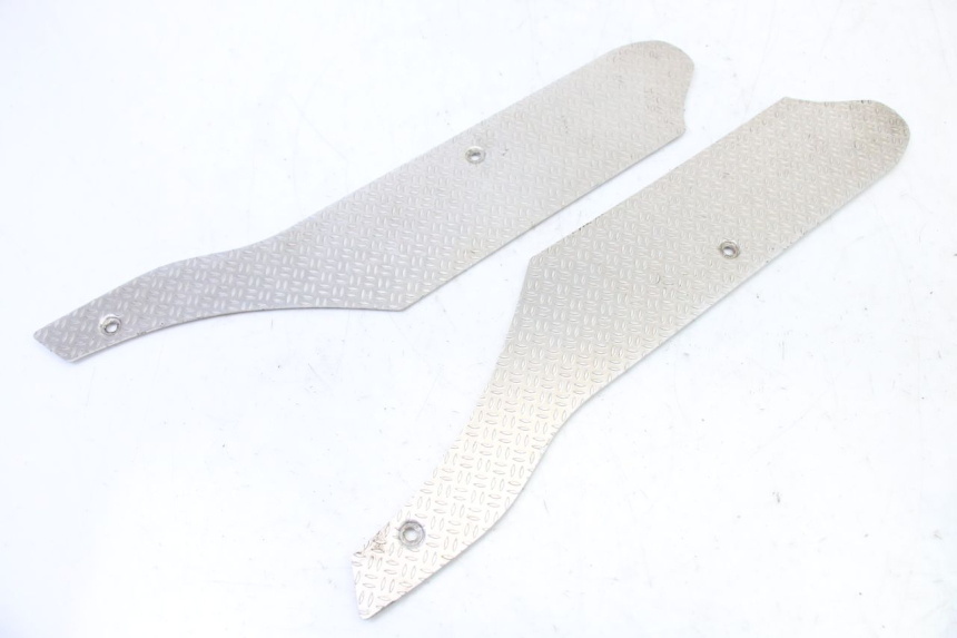 photo de TAPIS MARCHE PIED PIAGGIO NRG POWER PUREJET 50 (2018 - 2021)