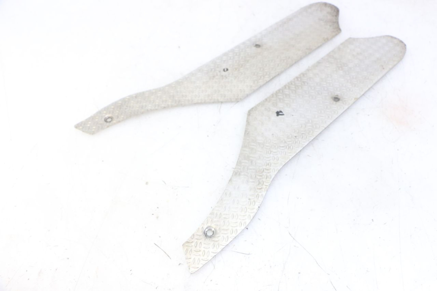 photo de TAPIS MARCHE PIED PIAGGIO NRG POWER PUREJET 50 (2018 - 2021)