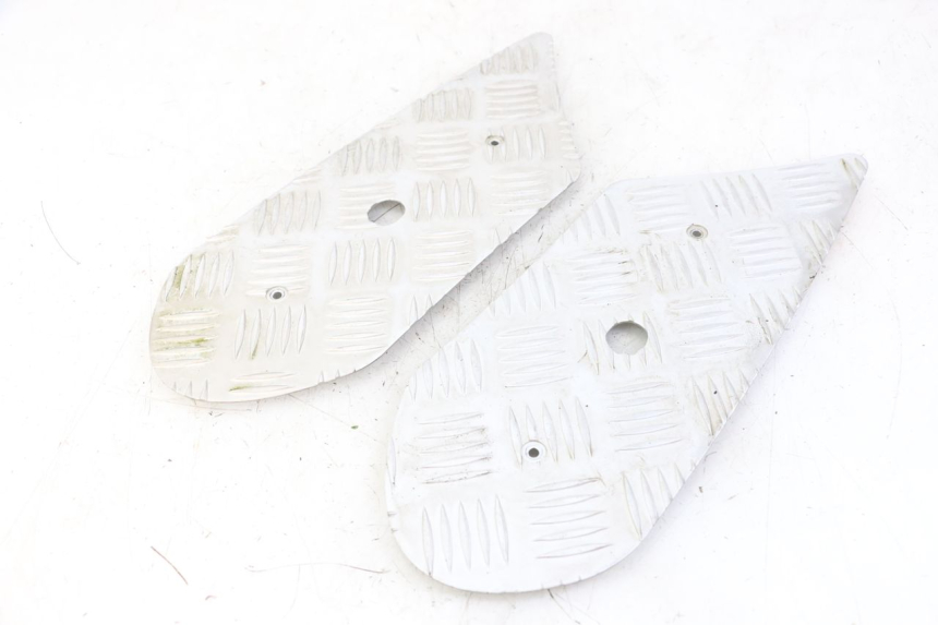 photo de TAPIS MARCHE PIED PEUGEOT KISBEE 4T 50 (2018 - 2022)