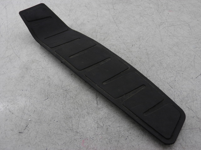 photo de TAPIS MARCHE PIED PIAGGIO MP3 LT 300 (2010 - 2016)