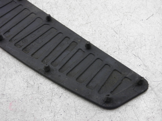 photo de TAPIS MARCHE PIED PIAGGIO MP3 LT 300 (2010 - 2016)