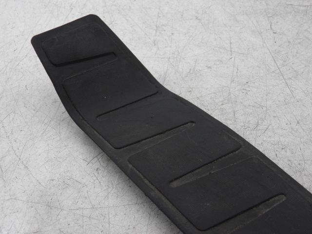 photo de TAPIS MARCHE PIED PIAGGIO MP3 LT 300 (2010 - 2016)