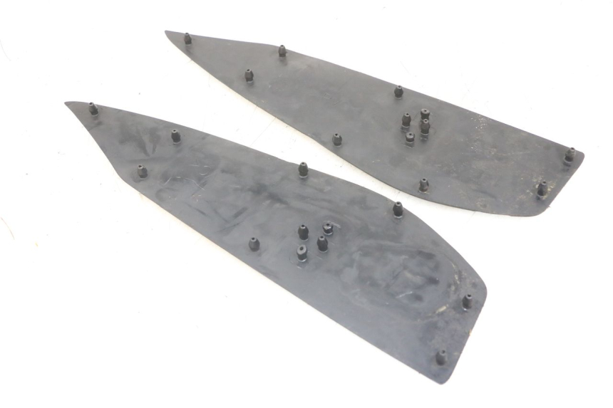 photo de TAPIS MARCHE PIED YAMAHA XMAX X-MAX ABS 125 (2017 - 2020)