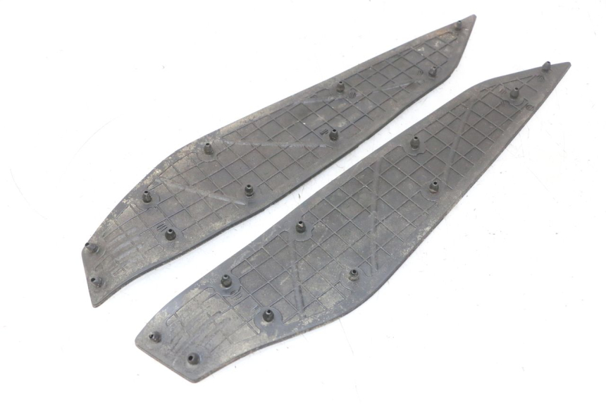 photo de TAPIS MARCHE PIED YAMAHA X-MAX XMAX 250 (2006 - 2009)