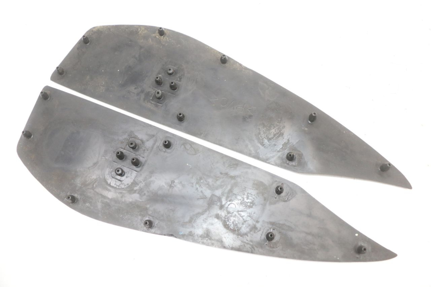 photo de TAPIS MARCHE PIED YAMAHA XMAX X-MAX ABS 125 (2017 - 2020)