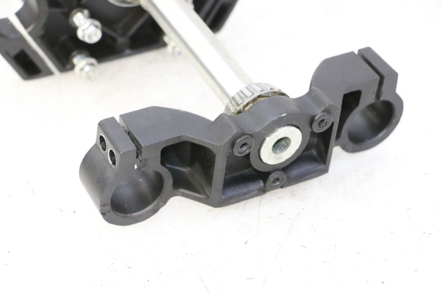 photo de FOURCHE APOLLO RFZ 125