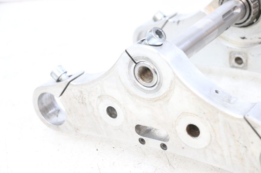 photo de TE FOURCHE HARLEY DAVIDSON SPORTSTER XL CUSTOM 1200 (2003 - 2004)