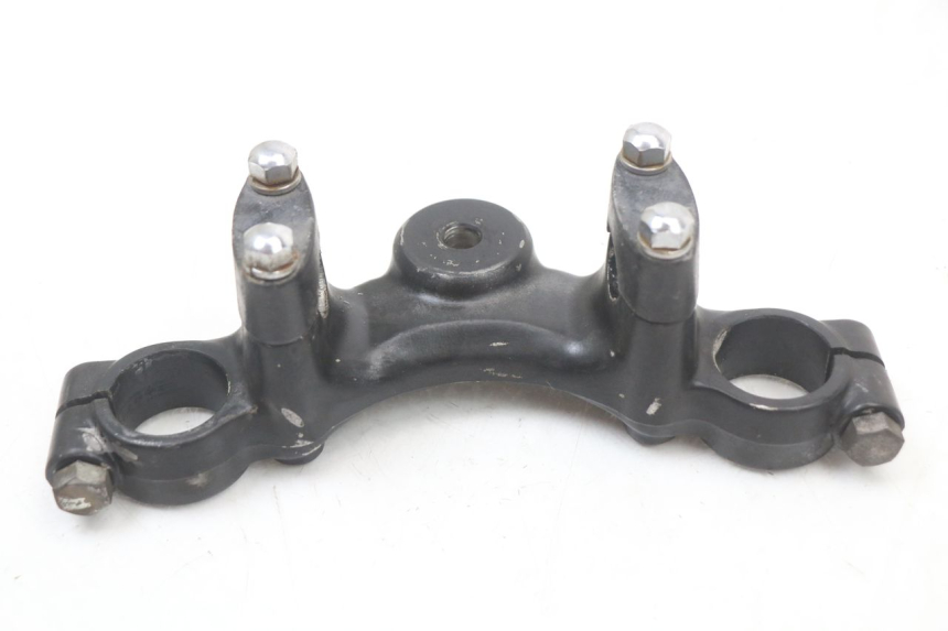 photo de TE FOURCHE SUPERIEUR SUZUKI GN 125 (1997 - 2000)