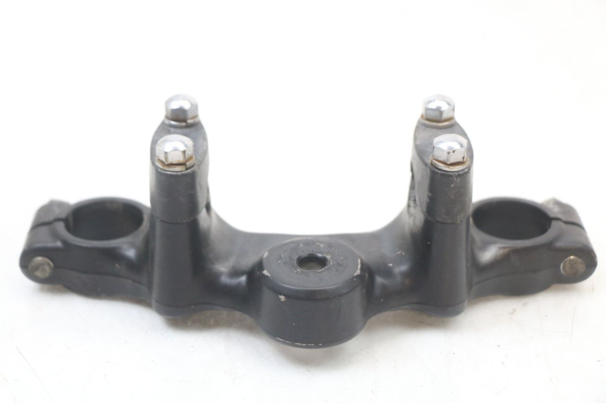 photo de TE FOURCHE SUPERIEUR SUZUKI GN 125 (1997 - 2000)