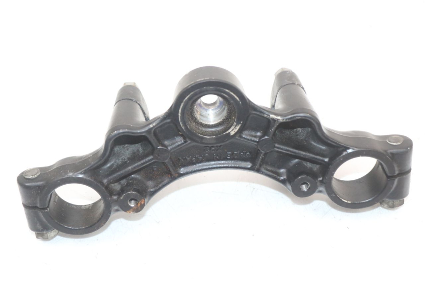 photo de TE FOURCHE SUPERIEUR SUZUKI GN 125 (1997 - 2000)