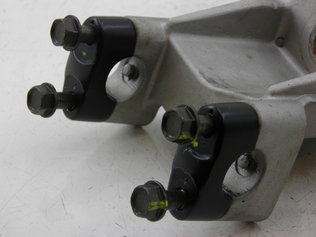 photo de TE FOURCHE SUPERIEUR KYMCO XCITING RI ABS 500 (2010) - Autre angle de vue